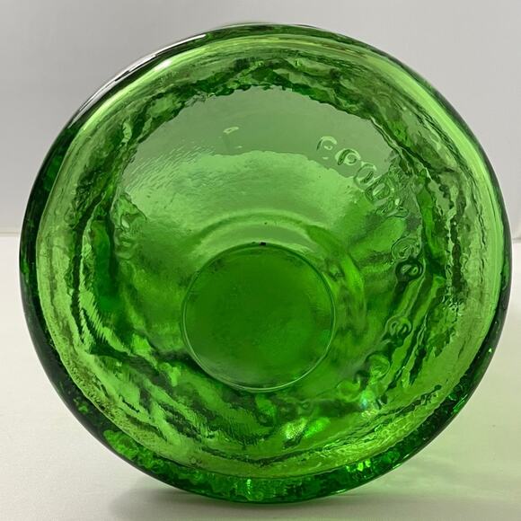 Vintage EO Brody Embossed Green Glass Vase, Super Retro! - Picture 6 of 7